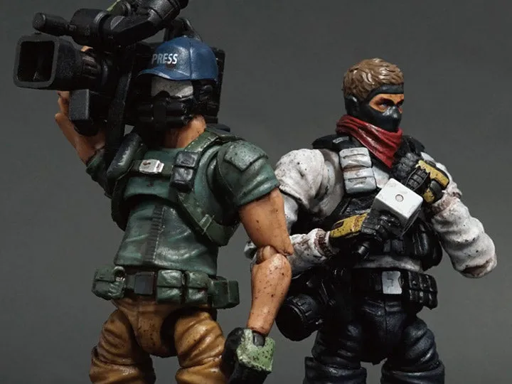Acid Rain World FAV-A28 War Correspondent Set