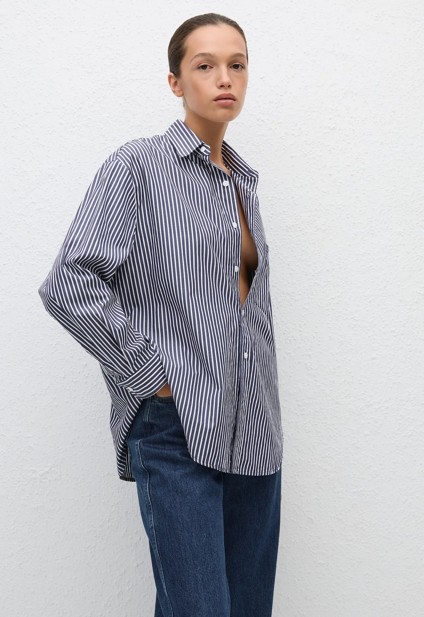 Classic Stripe Shirt - Navy Stripe
