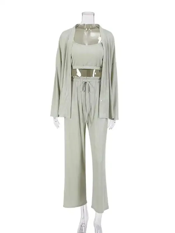 Comfortable women’s pajamas for home wear three-piece set