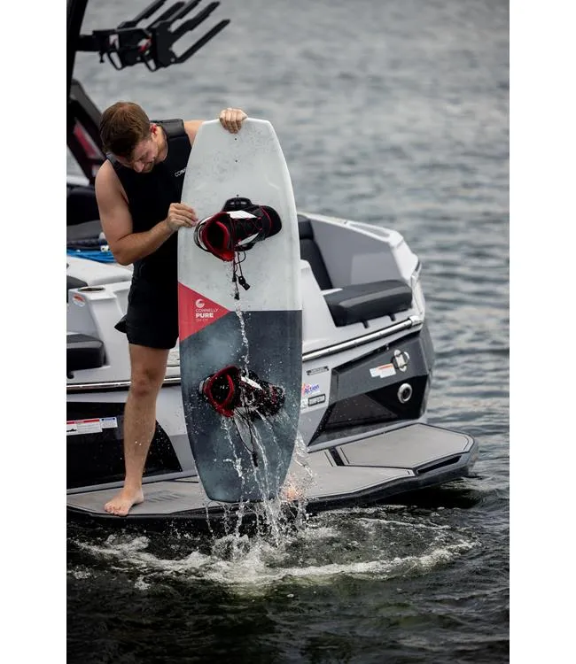 Connelly Pure Wakeboard Package with Venza Boots (2025)